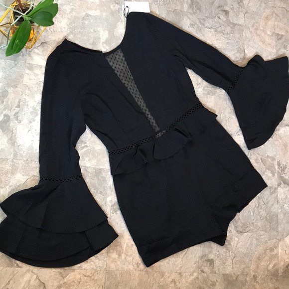 Mesh bell sleeve romper playsuit - Picture 7 of 8